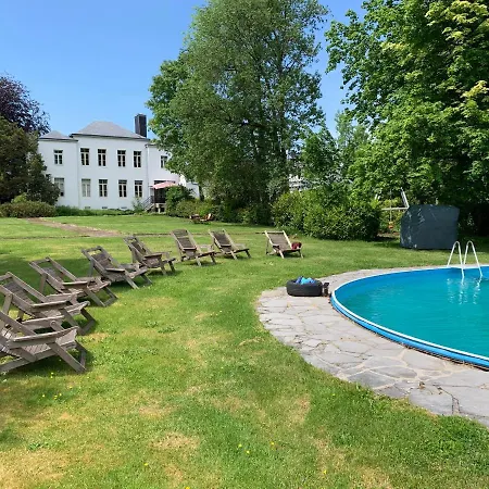 וילה Manoir Des Sarts